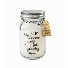 7039734 Kaars Black&White Vanilla Geurkaars - You are never too old to feel young